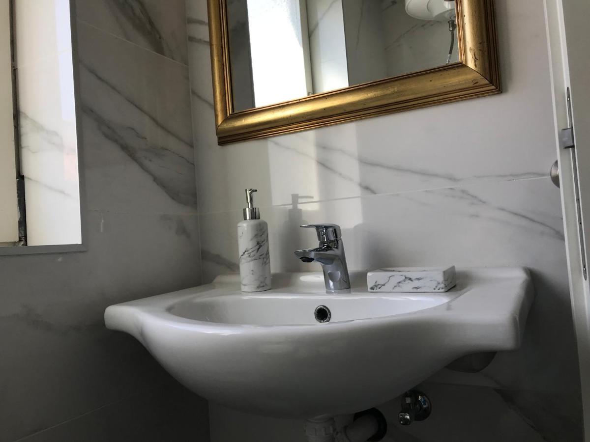 Apartment Aquamarin, Blizu Mora S Pogledom Na More, Za Do 6 Osoba มาลินสกา ภายนอก รูปภาพ