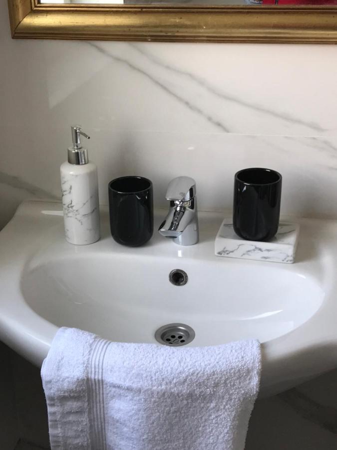 Apartment Aquamarin, Blizu Mora S Pogledom Na More, Za Do 6 Osoba มาลินสกา ภายนอก รูปภาพ